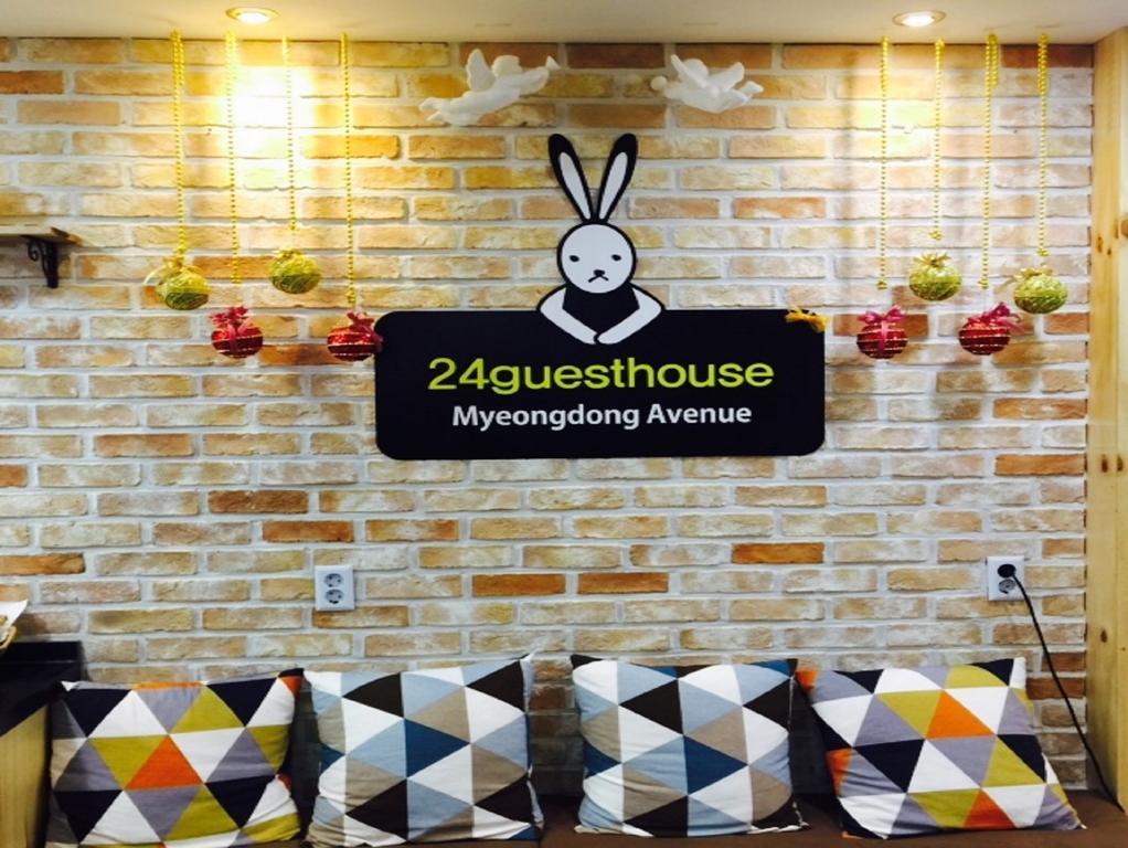 24 Guesthouse Myeongdong Avenue Сеул Екстериор снимка